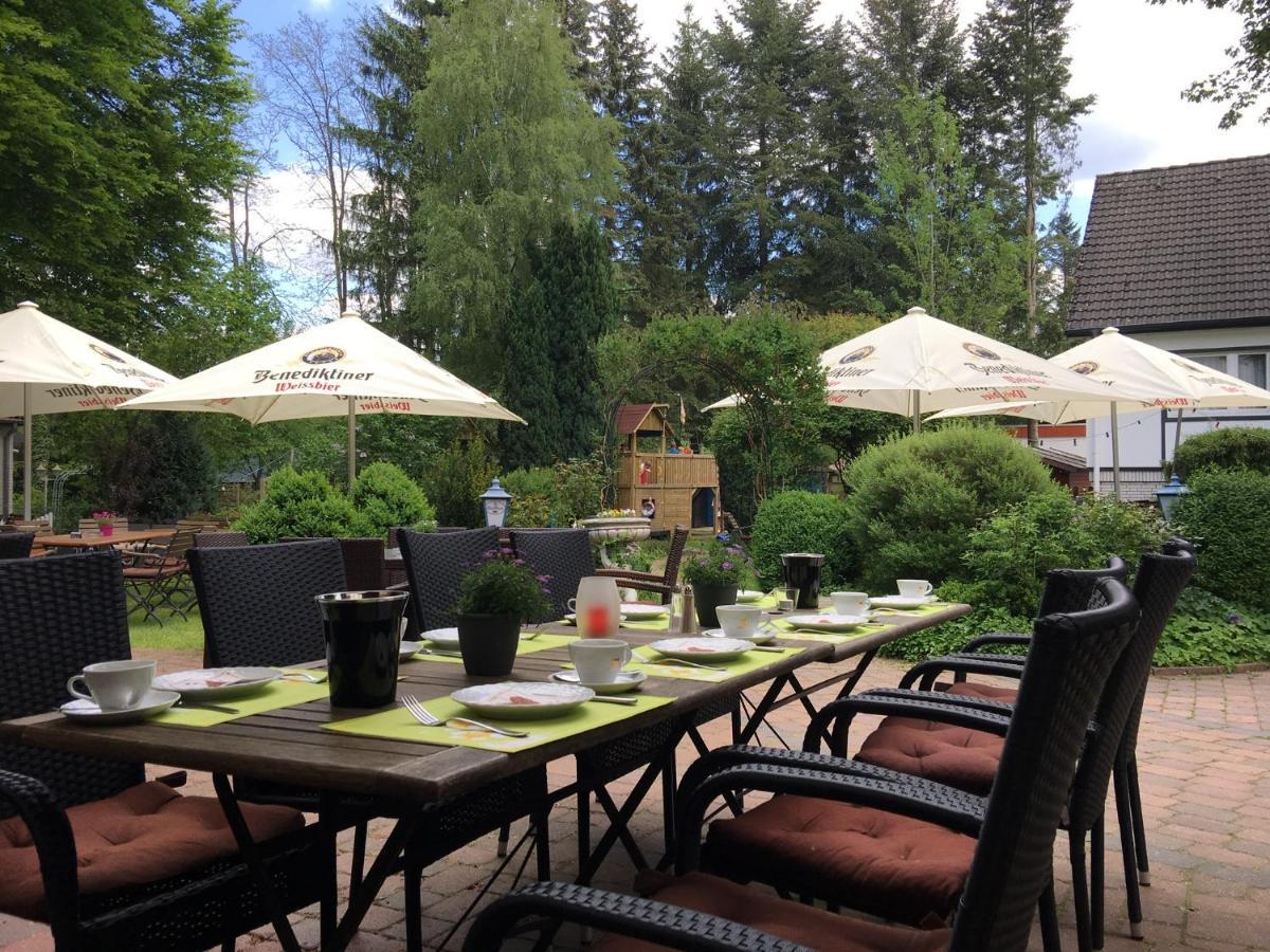 Hotel Zur Heidebluete Hambuhren Bagian luar foto