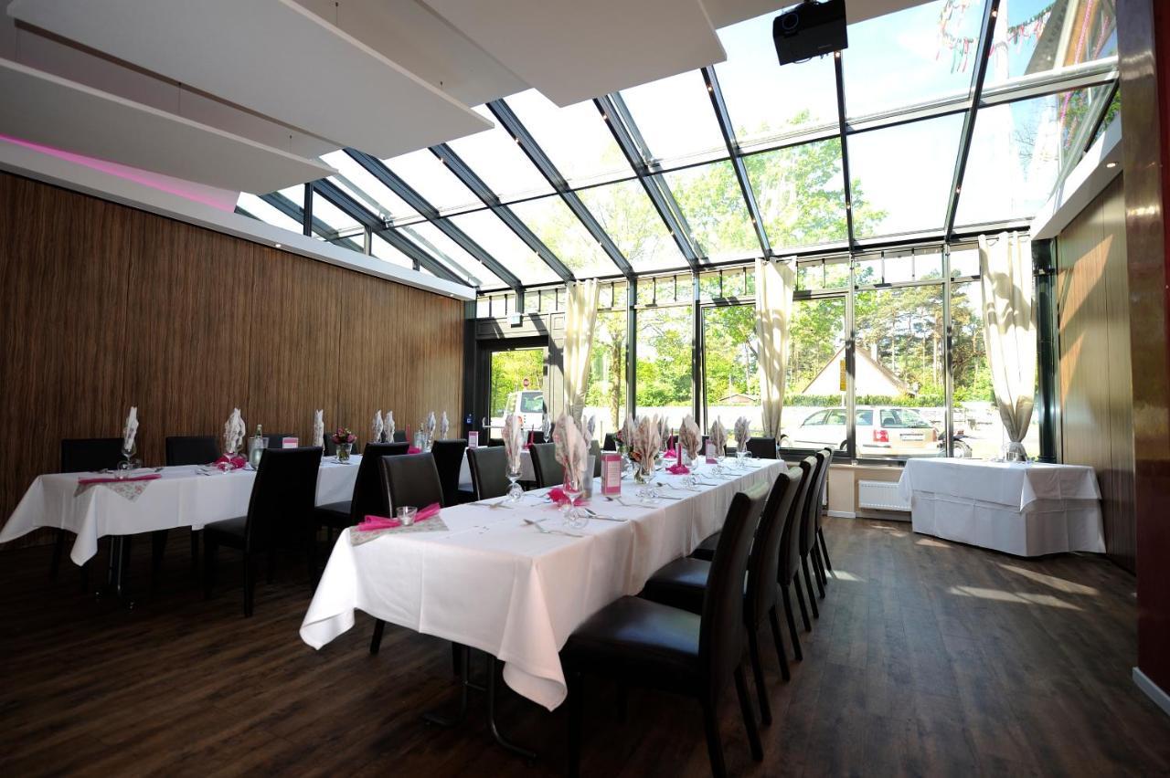 Hotel Zur Heidebluete Hambuhren Bagian luar foto