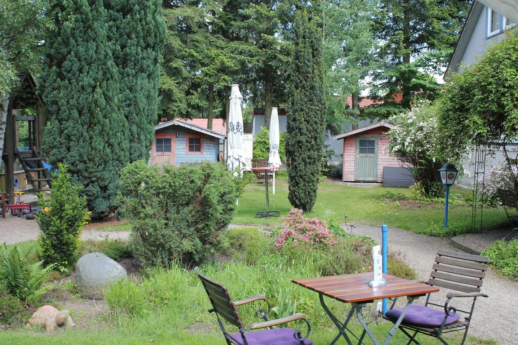 Hotel Zur Heidebluete Hambuhren Bagian luar foto
