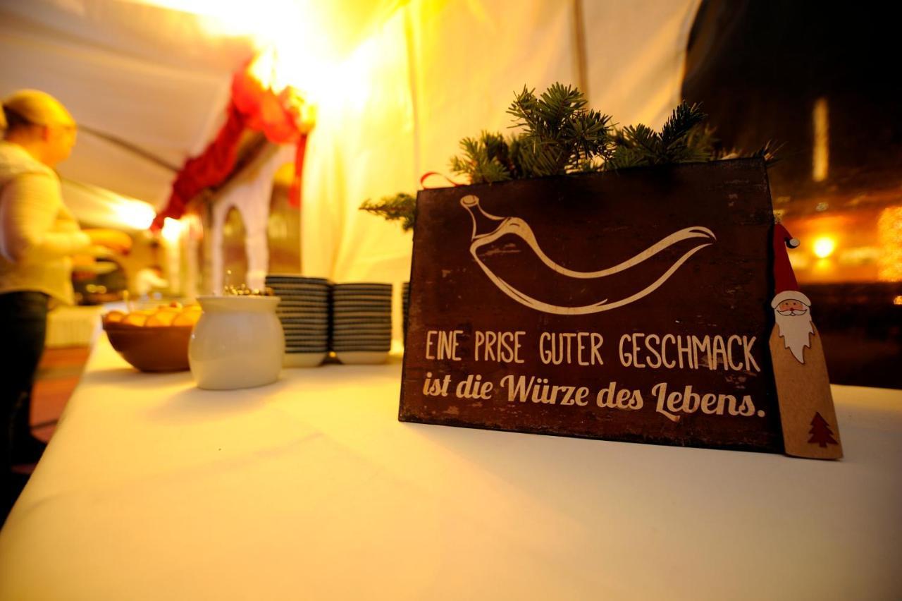 Hotel Zur Heidebluete Hambuhren Bagian luar foto